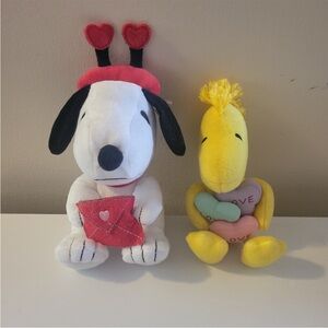 VALENTINE’S DAY - PEANUTS SNOOPY and WOODSTOCK Plush Set from Hallmark